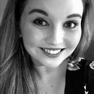 Meet your Posher, Leanna